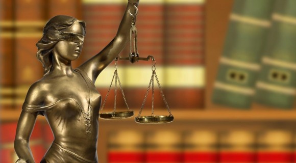 Curtea Constituțională: Sancțiunile disciplinare aplicate executorilor judecătorești nu cad sub incidența art. 22 din Legea Supremă