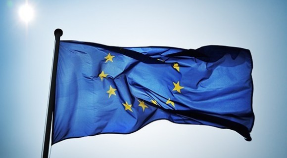 UE relaxează regulile privind concurenţa pentru atenuarea problemelor din aprovizionare, în urma sancţiunilor impuse Rusiei