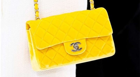 Chanel ar putea limita numărul produselor achiziţionate pentru a creşte exclusivitatea mărcii