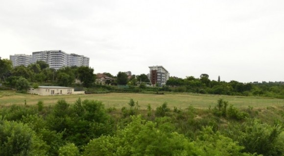 Șapte terenuri din Chișinău au fost vândute la licitație. Câți bani au ajuns în buget