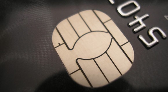 Persoanele juridice pot folosi cardul bancar pentru achitările prin MPay