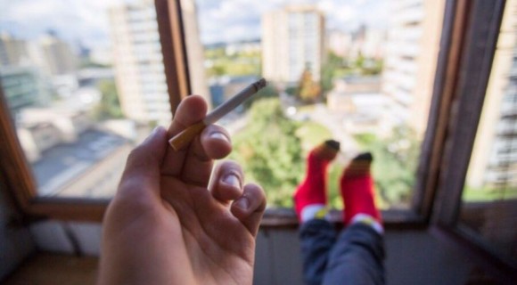 Rusia interzice fumatul pe balcoanele apartamentelor. Amenda – 47 dolari