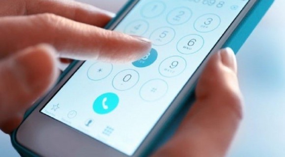 China: Număr de telefon ”norocos”, cumpărat la licitaţie cu aproape 300.000 de euro