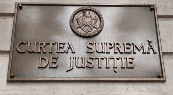 CSJ a respins recursul UAM împotriva deciziei prin care a fost anulată taxa de 100 de mii de lei pentru accedere  în avocatură
