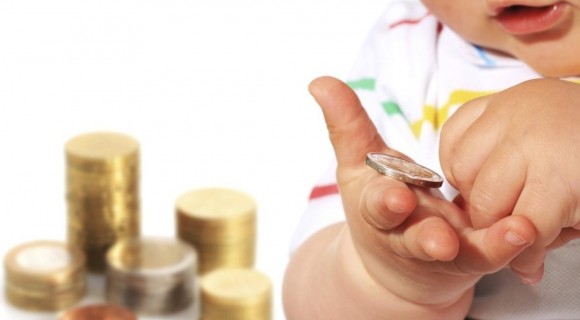 Cum se calculează indemnizaţia lunară pentru creşterea copilului