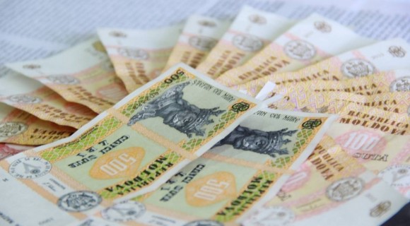 Ministerul Finanţelor a început plata sumelor indexate pentru deponenții ”Băncii de Economii”