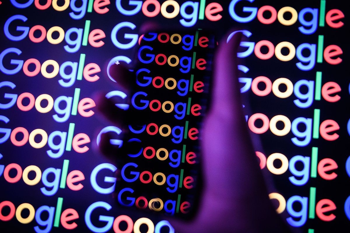 Asian flask Stadium Google plăteşte 90 milioane de dolari pentru a evita un proces cu  dezvoltatorii de aplicaţii | Bizlaw