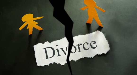 Circa 64 la sută dintre divorțuri sunt înregistrate ca urmare a deciziei instanței de judecată