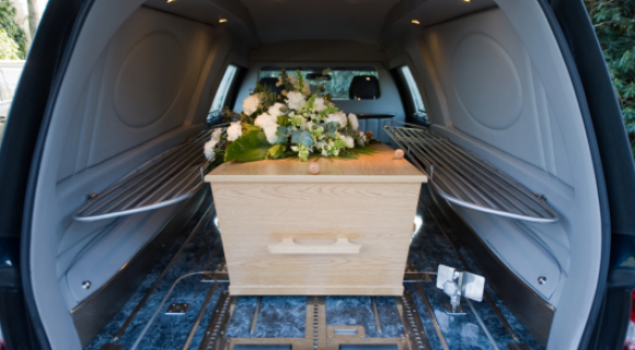 Afacerile cu servicii funerare ar putea fi scutite de taxele locale