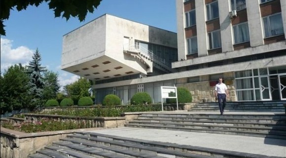 Magistrații din sediul Buiucani vor trece, până la toamnă, în sediul nou. Judecătoria Chișinău va primi suplimentar peste 2,37 milioane de lei