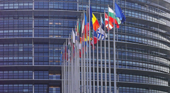 UE ar putea să legalizeze vânzările de token-uri și criptomonede