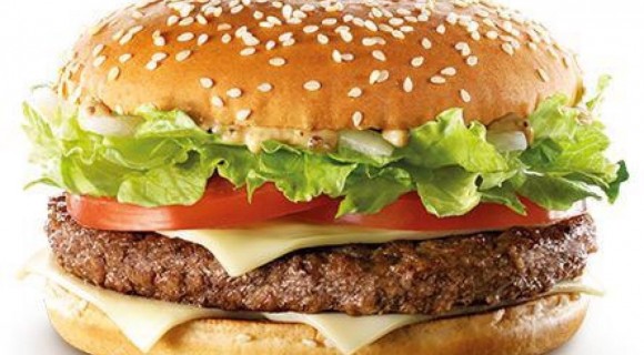 După 15 ani de încercări, McDonald’s are acceptul AGEPI de a înregistra marca Big Tasty